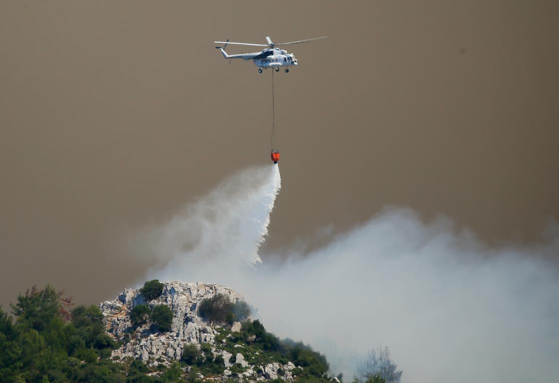 İzmir'deki yangın iki ilçeye daha sıçradı 1 ormanyangini izmir