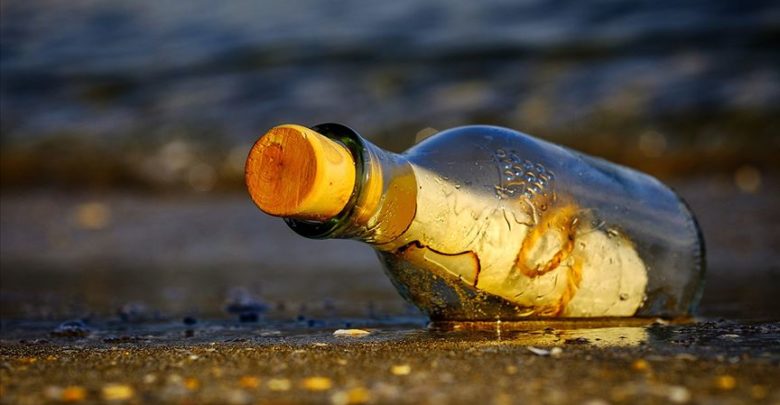 Denize bırakılan şişe 50 yıl sonra bulundu 7 sise deniz