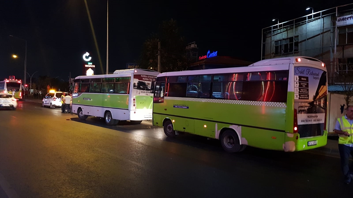 Halk otobüsleri cephanelik gibi! Bıçak, beyzbol sopası, çivi çakılı sopa 1 20190924 2 38365972 47858805 Web