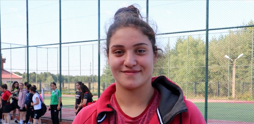 Büşra Işıldar Avrupa Şampiyonu 1 busra isildar