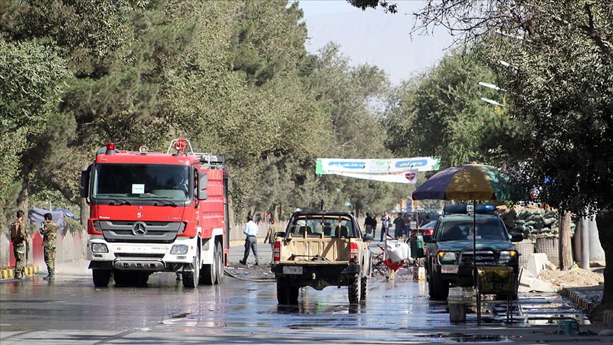 Afganistan'da günün ikinci büyük saldırısı ABD Büyükelçiliği yakınında: 22 ölü 1 20 intihar komandosu Kabil'e saldırdı
