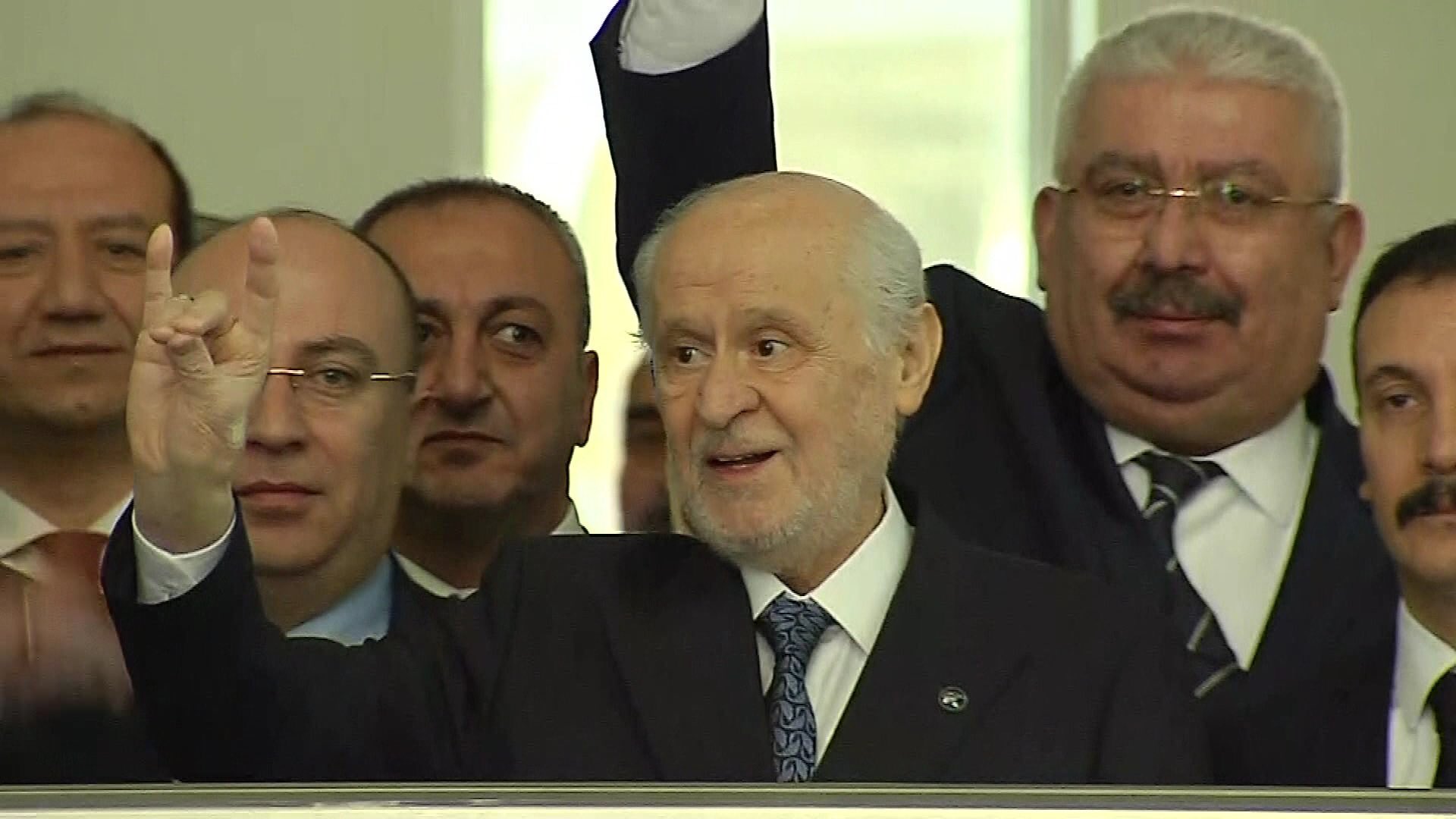 Devlet Bahçeli 3 hafta sonra kameralar karşısında 1 devlet bahceli 2894619191