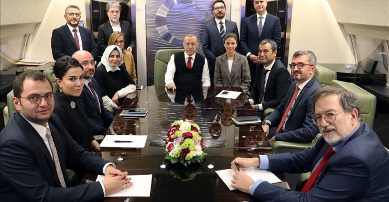 Cumhurbaşkanı Erdoğan: Biz terör örgütüyle masaya oturmayız 10 erdogan gazeteciler baris pinari