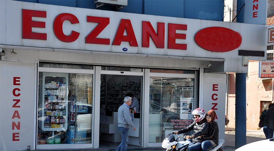 İlaç zammı öncesi eczanelerin rafları boşaldı! 1 eczane