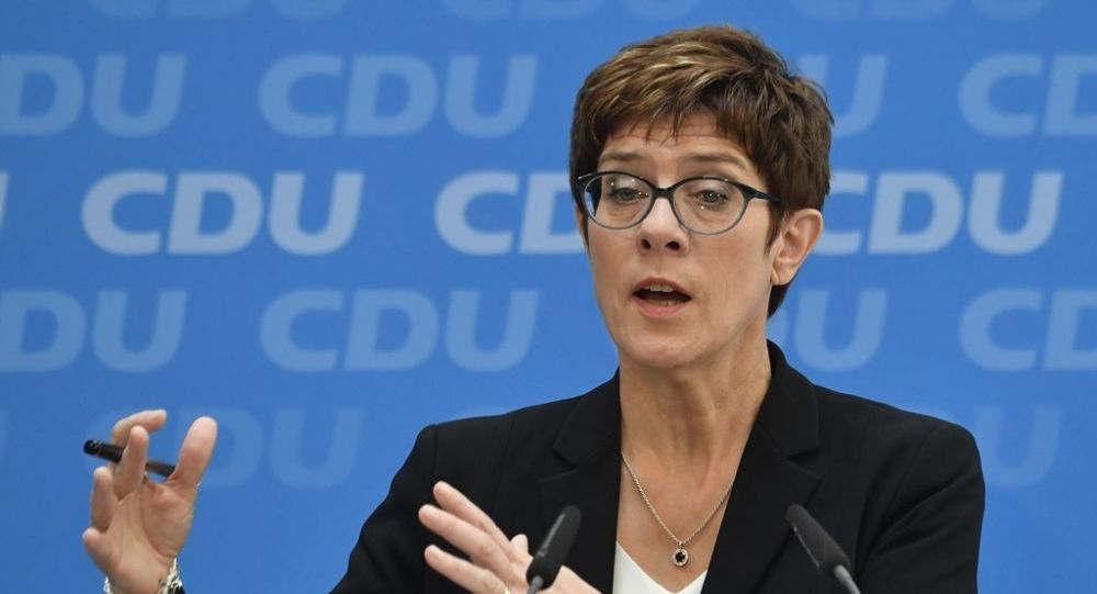 Almanya'da kriz büyüyor! Karrenbauer istifa etti 1 karrenbauer
