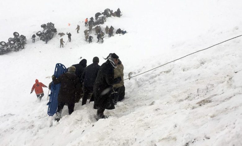 Van Bahçesaray 'da ikinci çığda 33 kişi yaşamını yitirdi 10 Van Bahçesaray