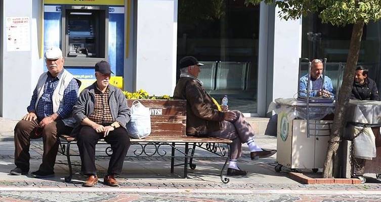 65 yaş kararının detayları açıklandı 1 65 yas sokaga cikma yasagi