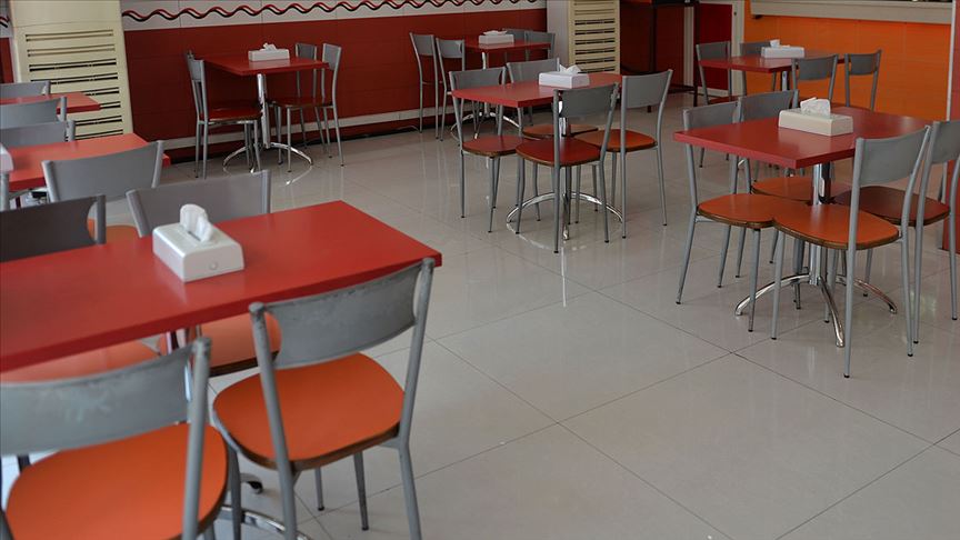 Restoranlara uyarı: 1 metre kuralına uyun 1 koronavirus 1 metre