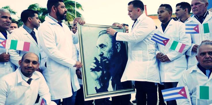 Kübalı doktorlar İtalya'da: "Süper kahraman değil devrimci doktorlarız" 1 kubali doktorlar italya