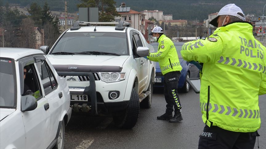 Özel araçla seyahatlere tedbir 1 sehirlerarasi seyahat kisitlama