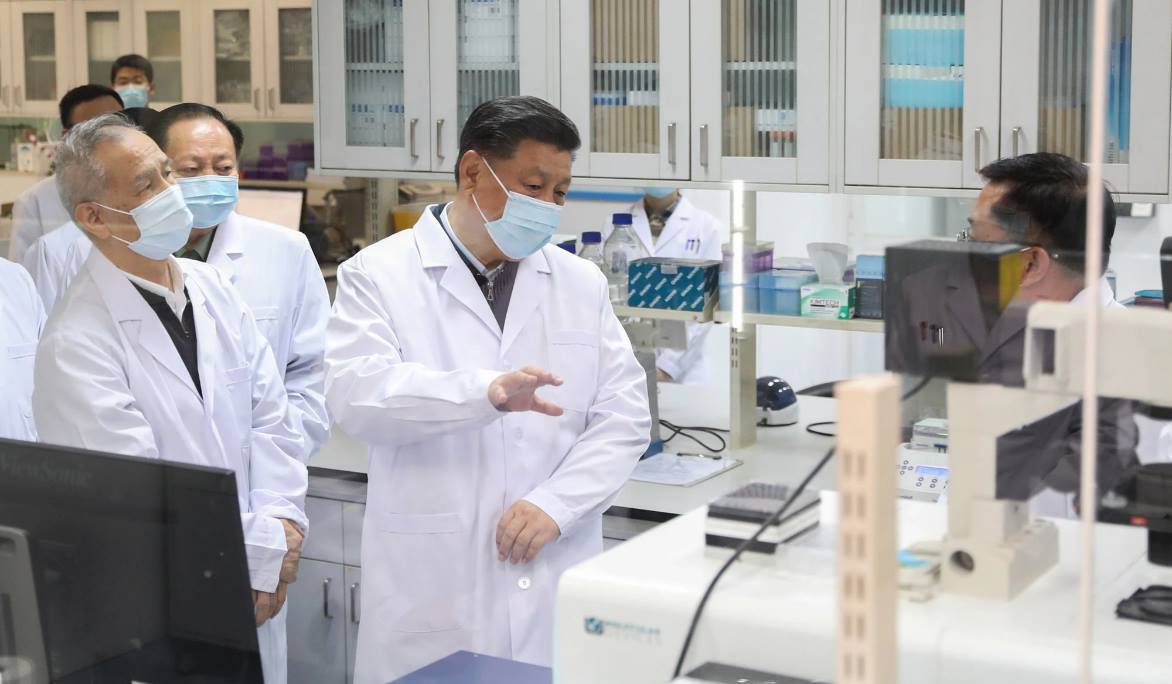 Şi Cinping salgından sonra ilk kez Vuhan'da! Çin basını: Tehlike geçti 1 si cinping vuhan