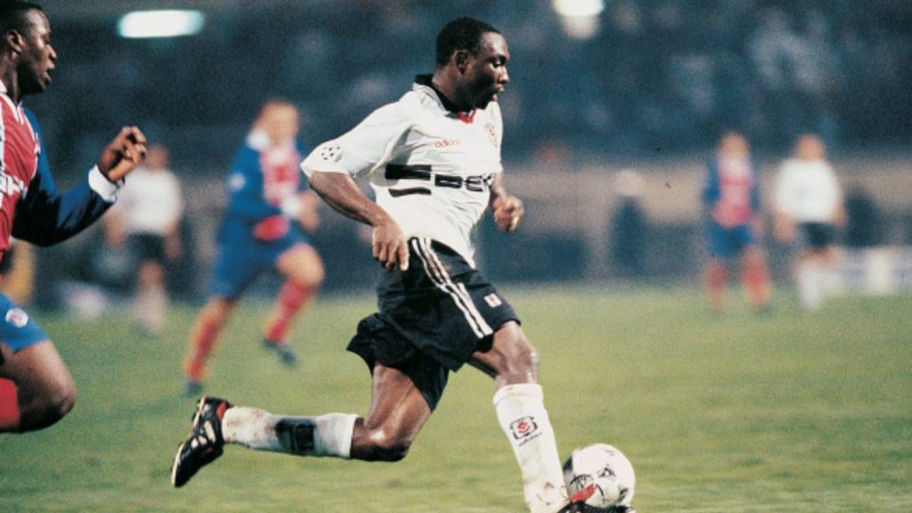 Beşiktaş Taraftarının Sevgilisi Olmuş 8 Siyahi Forvet 4 Daniel Amokachi - Beşiktaş