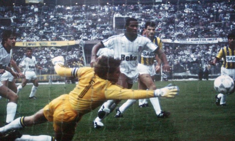 Les Ferdinand'ın Schumacher'e attığı gol