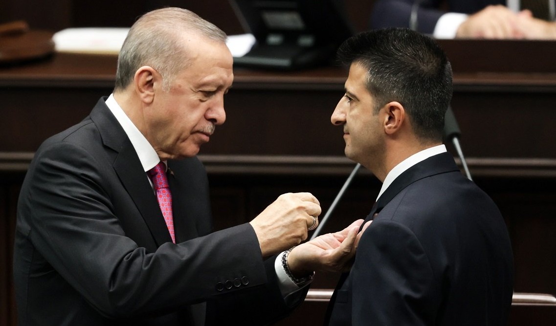 Mehmet Ali Çelebi'ye AKP Rozetini Erdoğan Taktı 1 Mehmet Ali Çelebi - AKP