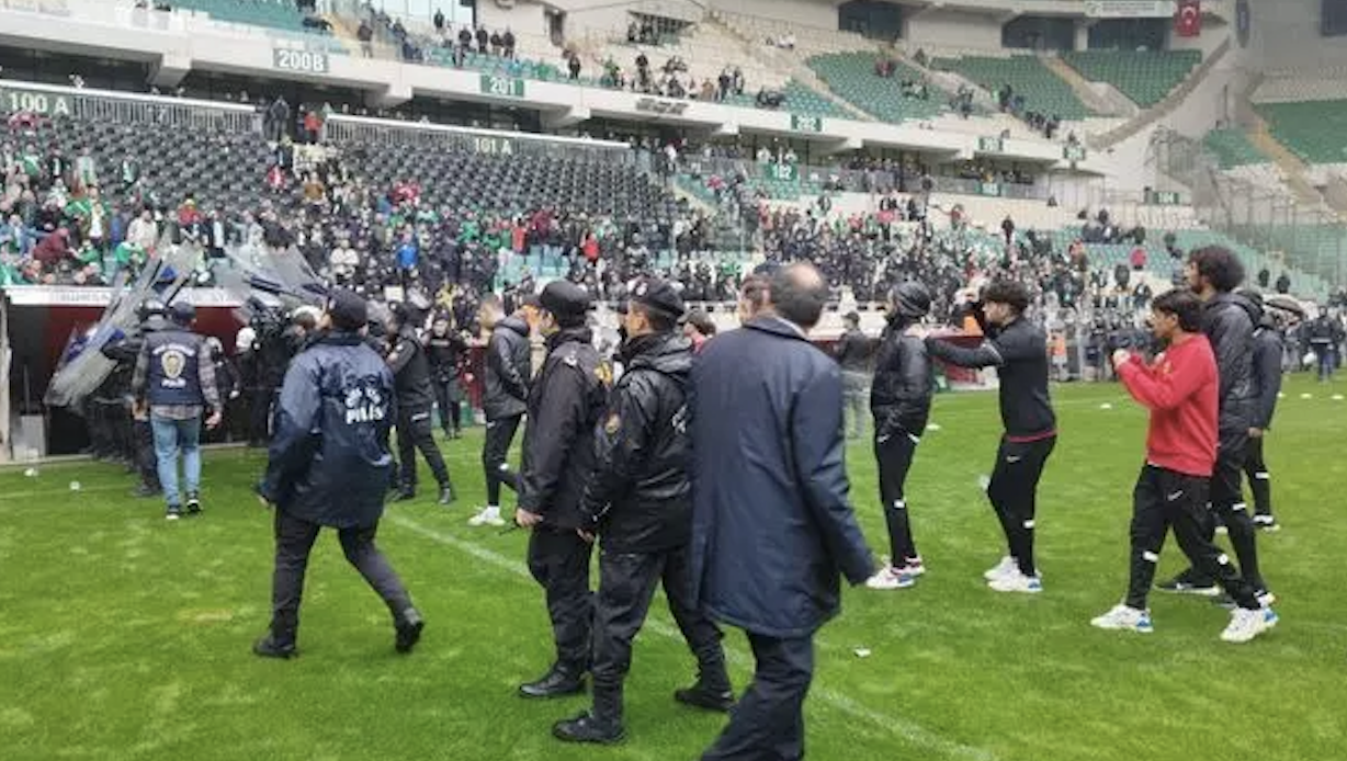 Bursaspor Amedspor maçı öncesi büyük olaylar