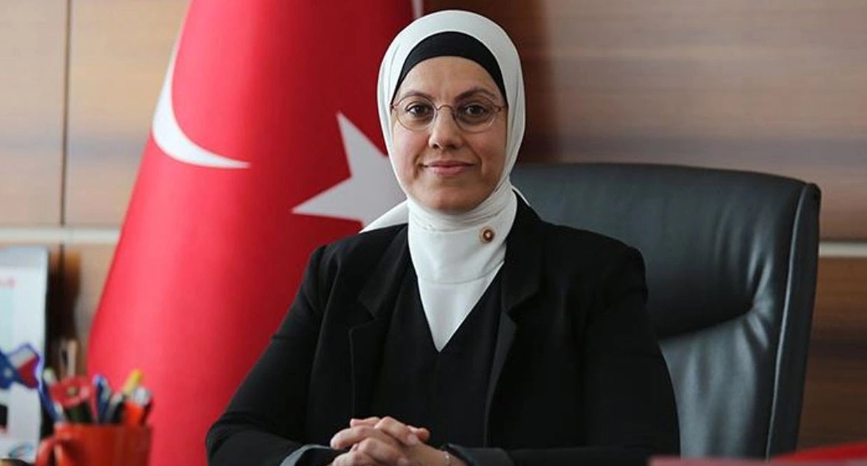 Merve Kavakçı Görevden Alındı 1 Merve Kavakcı