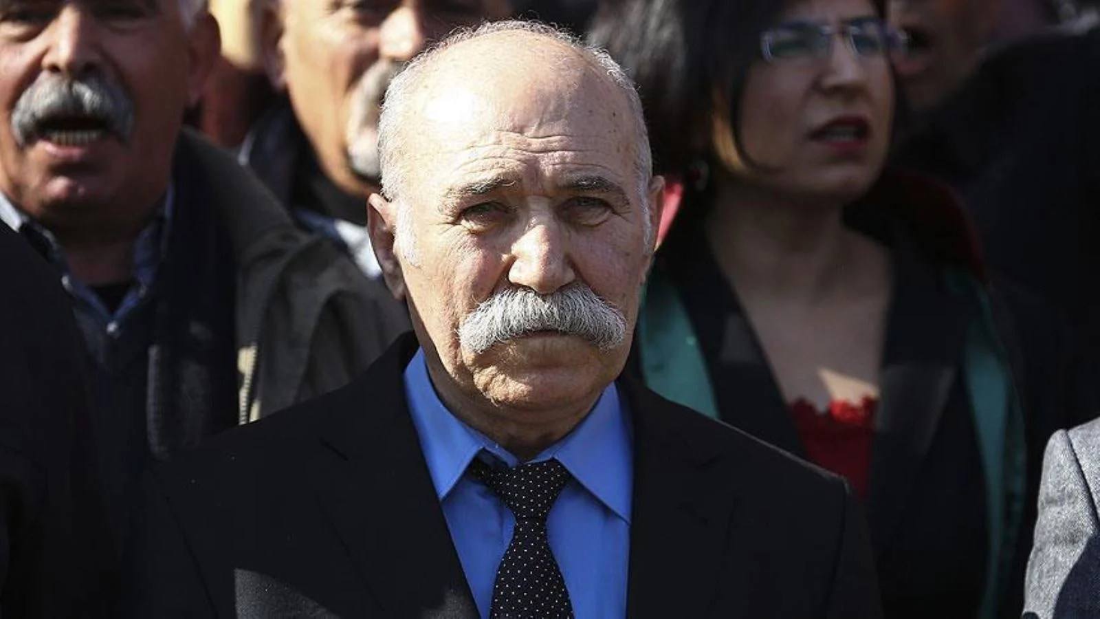 HKP, İşçiler ve kadınlar ağırlıklı aday listesini YSK'ye teslim etti 1 HKP, İşçiler ve kadınlar ağırlıklı aday listesini YSK'ye teslim etti