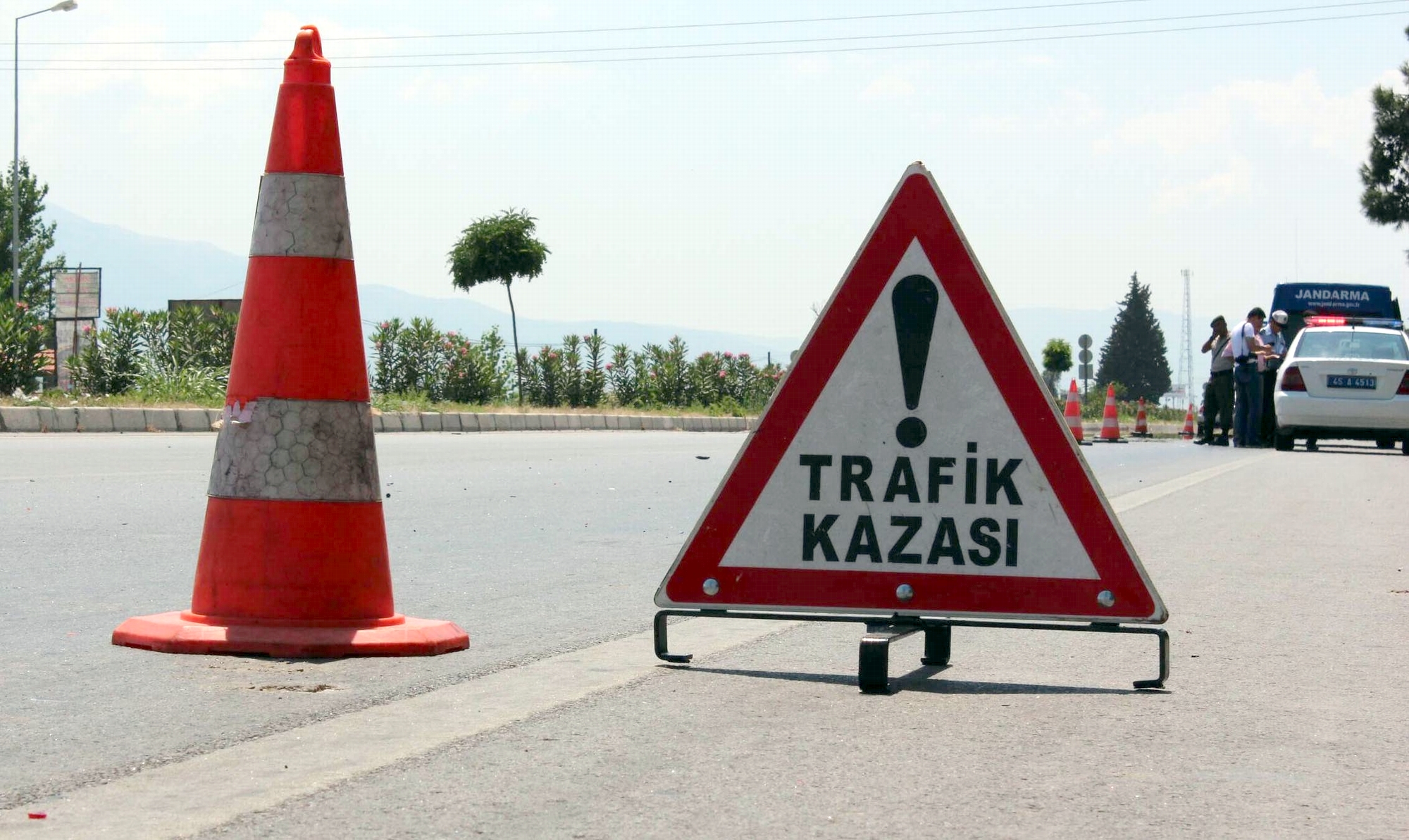 Bursa Karacabey'de feci trafik kazası: 5 ölü 1 Trafik Kazası Haberleri, Trafik Kazaları Kamera Kayıtları ve Tutanaklarını NationalTurk Trafik Kazası Sayfamızdan Takip Edebilisiniz.