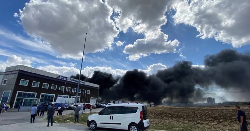 Silivri'de Fabrika Yangını