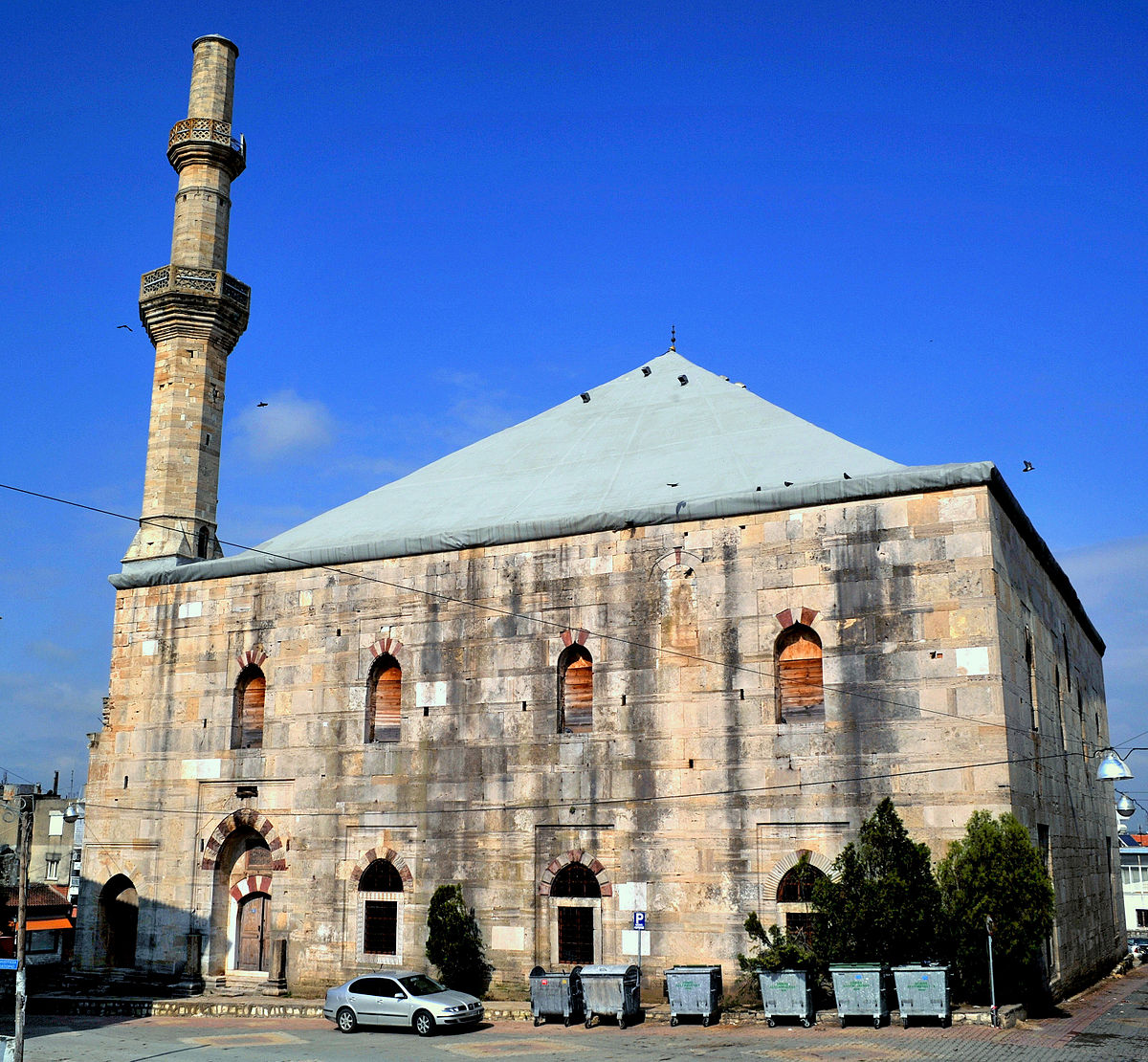 Yunanistan'ın Evros şehrinde bulunan Dimetoka kasabasında bulunan Çelebi Sultan Mehmed Camii’nin restorasyonu aralık ayında başlayacak.