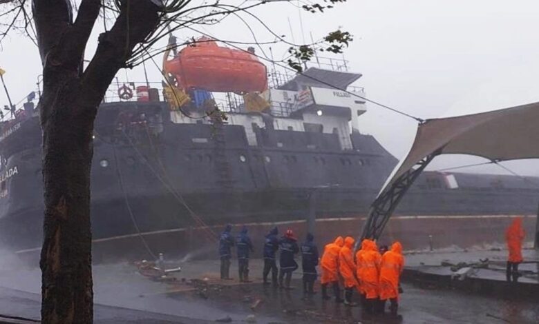 Ereğli'de Gemi Battı: 12 Kişi Kayıp 4 Ereğli'de Gemi Battı