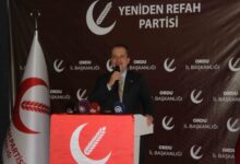 Yeniden Refah Partisi(YRP) Genel Başkanı Dr. Fatih Erbakan, Türkiye öncülüğünde yeni siyasi ve askeri birliklerin kurulması gerektiğini belirtti.