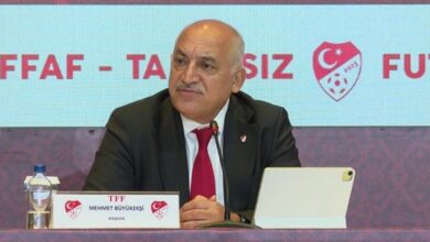 Mehmet Büyükekşi Basın Toplantısı Düzenledi, Hiçbir Şey Anlatmadı