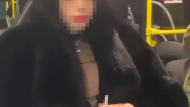 İstanbul’da iddiaya göre metrobüste uyuşturucu madde hazırladıkları videoyu sosyal medyada paylaşan 3 kişi gözaltına alındı.