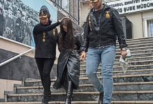 Son dönemde sosyal medya fenomenleri mercek altına alındı. Gizem B isimli bir fenomen "Müstehcenlik" suçlamasıyla gözaltına alındı.