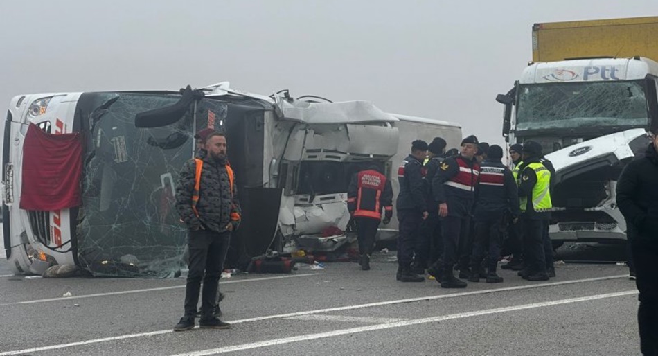 Medine Turizm'e ait otobüs kazasında 4 kişi öldü
