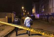 Yine bir kadın cinayeti işlendi. 35 yaşındaki kadın, eski eşi tarafından 13 yerinden bıçaklanarak öldürüldü.