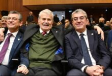 Parti içerisinde 'Efsane Başkan' olarak bilinen Osman Özgüven CHP’den istifa etti.