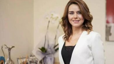 Seçil Erzan'ın telefonundaki yazışma ve tape kayıtları inceleyecek 3 Bankacılık Düzenleme ve Denetleme Kurumu (BDDK), Seçil Erzan'ın telefonundaki yazışma ve tape kayıtlarını inceleyecek.