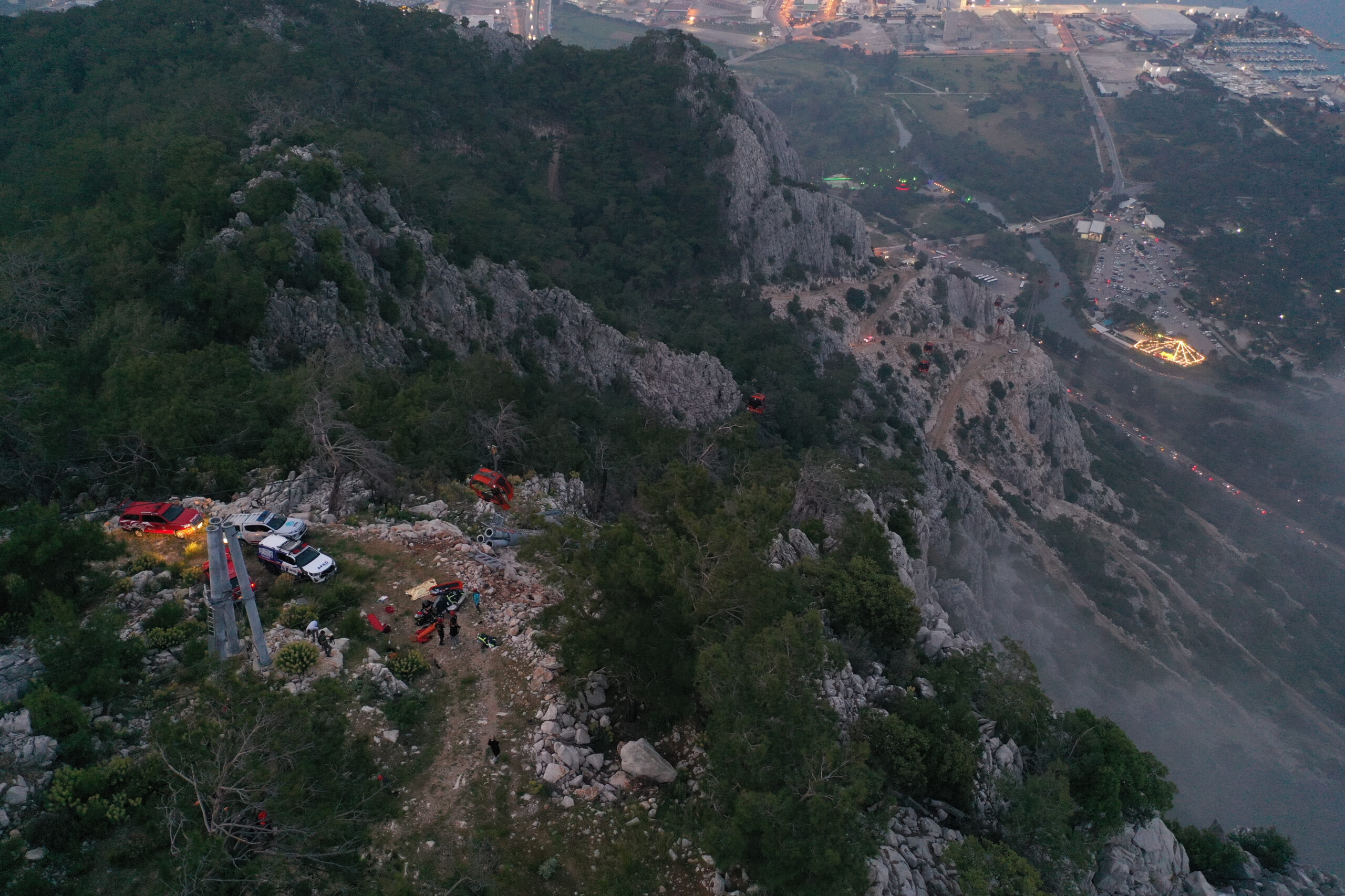 antalyada teleferik faciaci 1 olu 7 yarali scaled