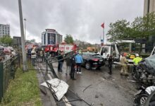 Beşiktaş'ta iddiaya göre, aks kıran hafif ticari otomobil, karşı şeride geçerek zincirleme kazaya neden oldu.