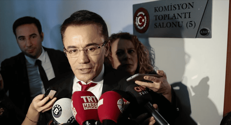 Ender Saraç'ın yargılanmasına devam edildi 1 Duruşmaya, sanık Ender Saraç ve avukatları, müşteki Benan Saraç ile Aile ve Sosyal Hizmetler Bakanlığı avukatı katıldı.