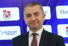 Trabzon'da Ali Osman Ulusoy Şirketler Grup Başkanı Murat Seymen, iş yerine giderken ara sokakta uğradığı silahlı saldırı sonucu yaralandı.