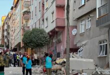 İstanbul Bahçelievler'de 4 katlı bir bina çöktü. Yapılan açıklamada ölen, yaralanan ya da enkazda kalan kimsenin bulunmadığı belirtildi.