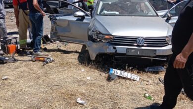 Mardin'de feci kaza: 6 yaralı 3 Mardin’de TIR ile otomobilin çarpıştığı kazada 6 kişi yaralandı. Hastaneye kaldırılan yaralılardan birinin durumunun ağır olduğu öğrenildi.