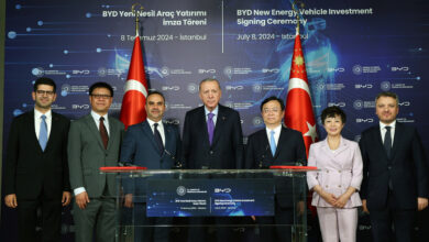 Elektrikli araç üreticisi Çinli BYD, Türkiye'ye yaklaşık 1 milyar dolarlık yatırım yapacak..