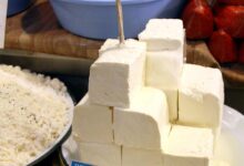 “Türk Gıda Kodeksi Peynir Tebliği Taslağı" görüşe sunuldu. Hazırlan yeni peynir tebliği taslağının taklit ve tağşişi engelleyeceği tahmin ediliyor.