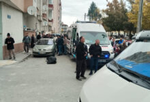 Çorum'da beş katlı binada meydana gelen patlamada 1 kişi hayatını kaybetti, 16 kişi yaralandı.