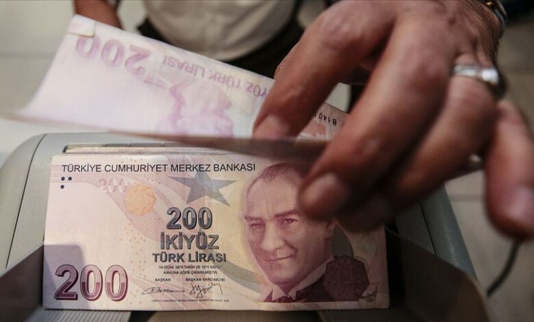 2025 asgari ücret için geri sayım başladı! 8 Çalışma ve Sosyal Güvenlik Bakanı Vedat Işıkhan, "Çalışanları, işverenleri memnun edecek ortak bir karar alacağız" diyerek milyonlara umut verdi.