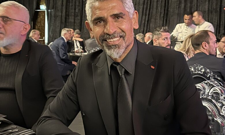 Büyük emek verdiği Bodrumspor'dan geçen sezon ortasında gönderilen teknik direktör İsmet Taşdemir, bu kez Trendyol 1. Lig şampiyonu yaptığı Kocaelispor ile yollarını ayırdı