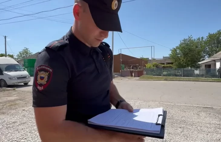 Tatar aktivistlere uyarı kağıdı dağıtıldı 5 Kırım Tatar Soykırımı'nın yıl dönümü olan 18 Mayıs öncesi Rus işgal güçleri bu yıl da Kırım Tatarlarına yönelik baskılarını artırdı.