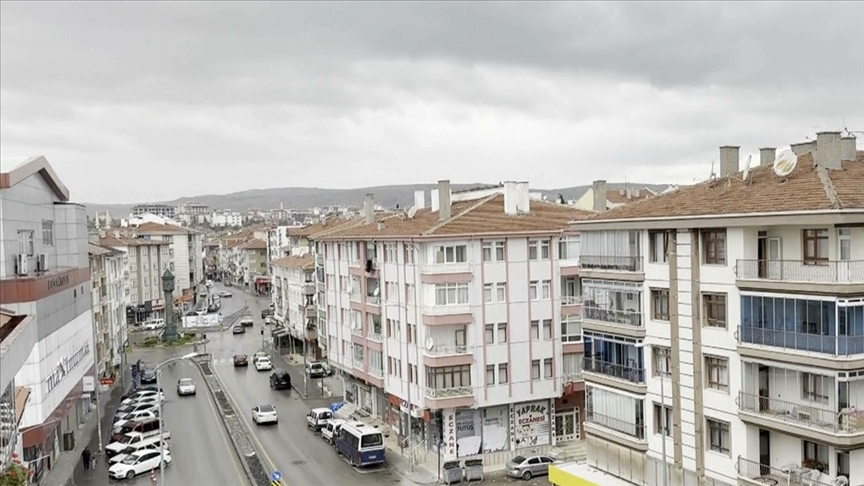 Ankara güne depremle uyandı 1 AFAD verilerine göre Ankara'nın Çubuk ilçesinde sabah saatlerinde 3,6 büyüklüğünde bir deprem meydana geldi.
