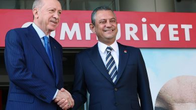 Cumhurbaşkanı Recep Tayyip Erdoğan, CHP Genel Başkanı Özgür Özel'e yaptığı açıklamalar nedeniyle 1 milyon liralık manevi tazminat davası açtı.
