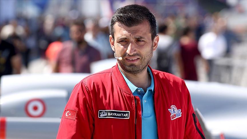 Türkiye’nin en fazla vergi veren ismi Selçuk Bayraktar oldu 1 Gelir İdaresi Başkanlığı’nın açıkladığı listeye göre, 2024 yılında en fazla gelir vergisi ödeyen isim Selçuk Bayraktar oldu.