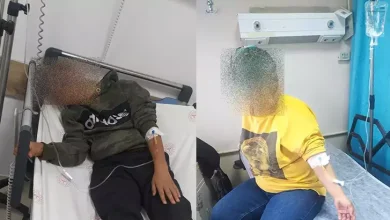 Zincir marketten alınan sucukla hazırlanan tostu yiyen anne ile oğlu, zehirlenme şikayetiyle hastaneye kaldırıldı.