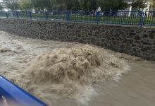 İzmir'de aşırı yağışlar hayatı felç etti 9 AW644175 02